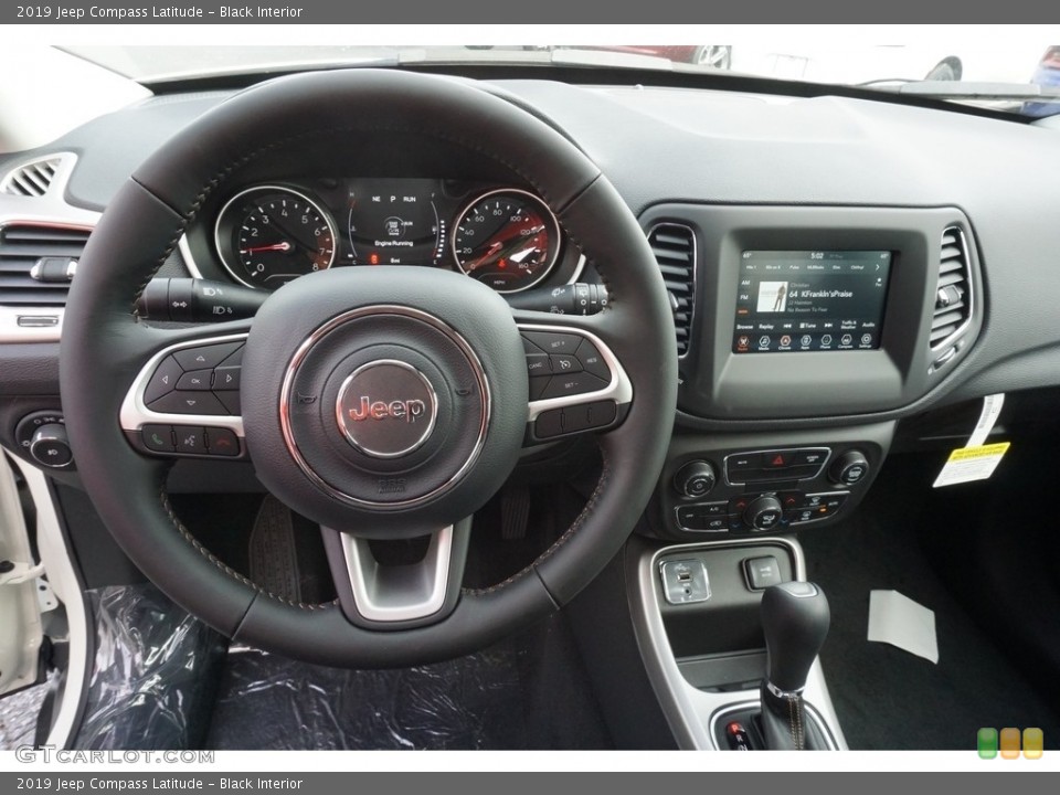 Black Interior Dashboard for the 2019 Jeep Compass Latitude #129966145