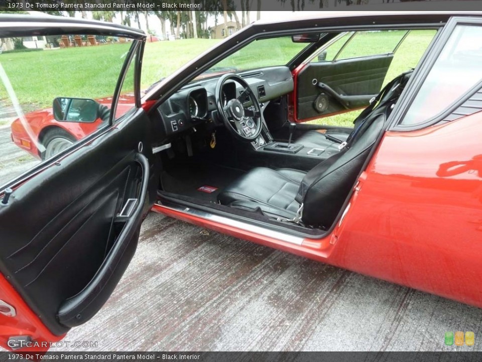Black Interior Photo for the 1973 De Tomaso Pantera  #129971884
