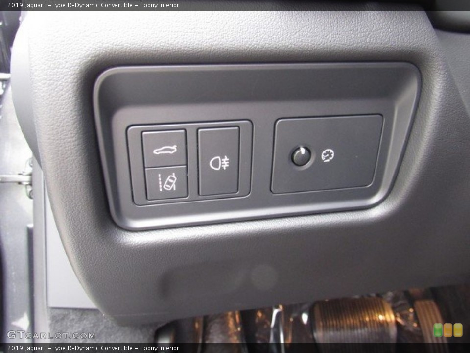 Ebony Interior Controls for the 2019 Jaguar F-Type R-Dynamic Convertible #129981259