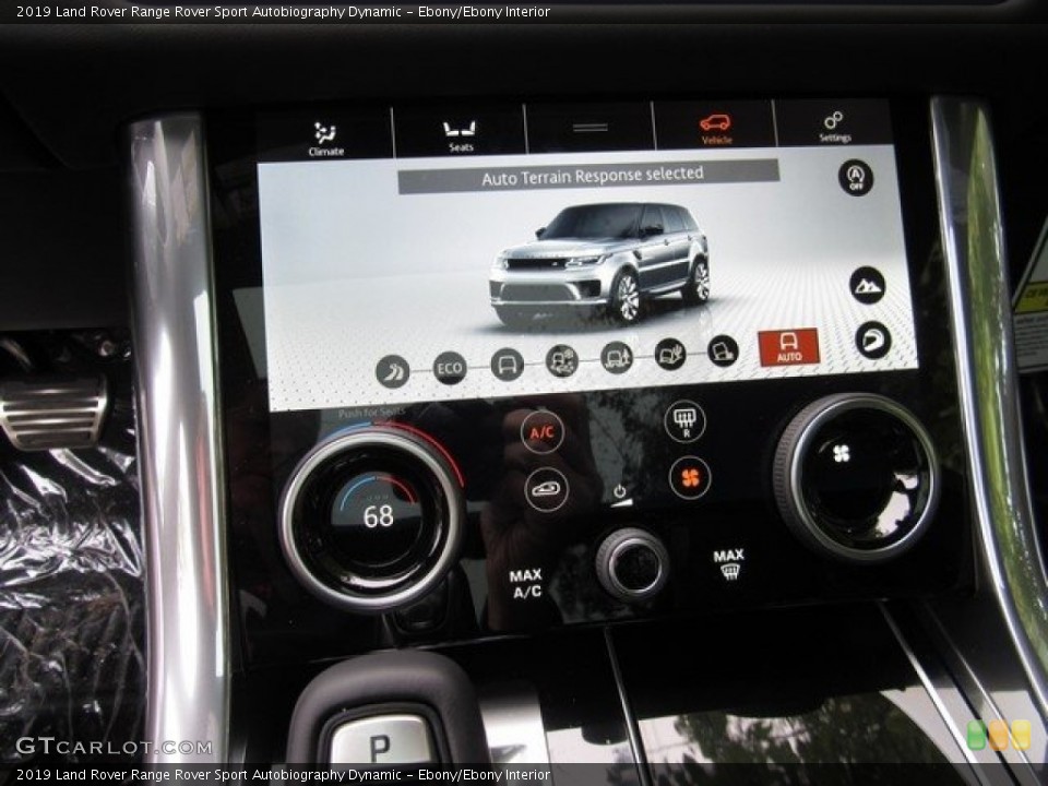 Ebony/Ebony Interior Controls for the 2019 Land Rover Range Rover Sport Autobiography Dynamic #129982123