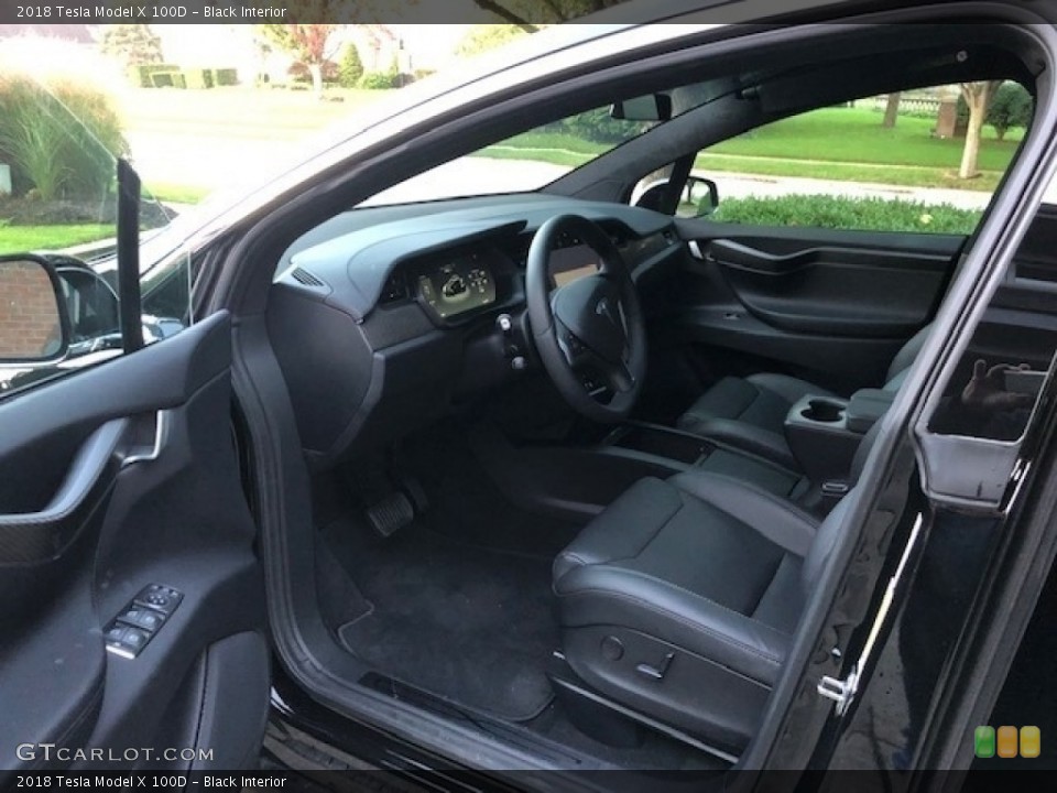 Black Interior Front Seat for the 2018 Tesla Model X 100D #130008219