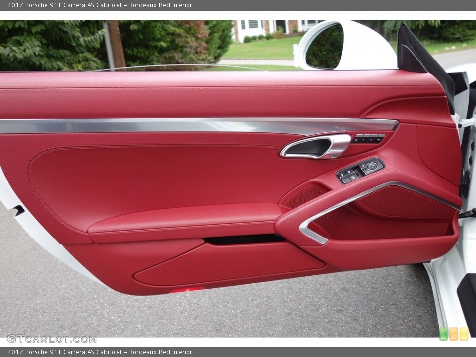 Bordeaux Red Interior Door Panel for the 2017 Porsche 911 Carrera 4S Cabriolet #130012546