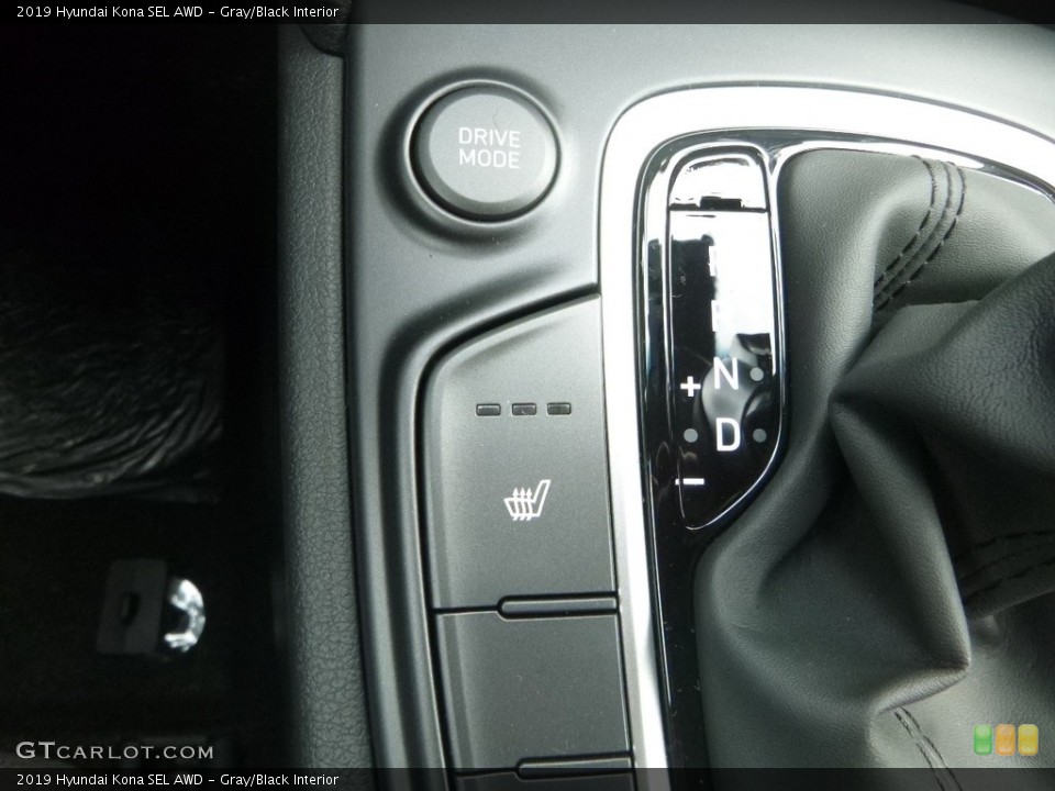 Gray/Black Interior Controls for the 2019 Hyundai Kona SEL AWD #130018147