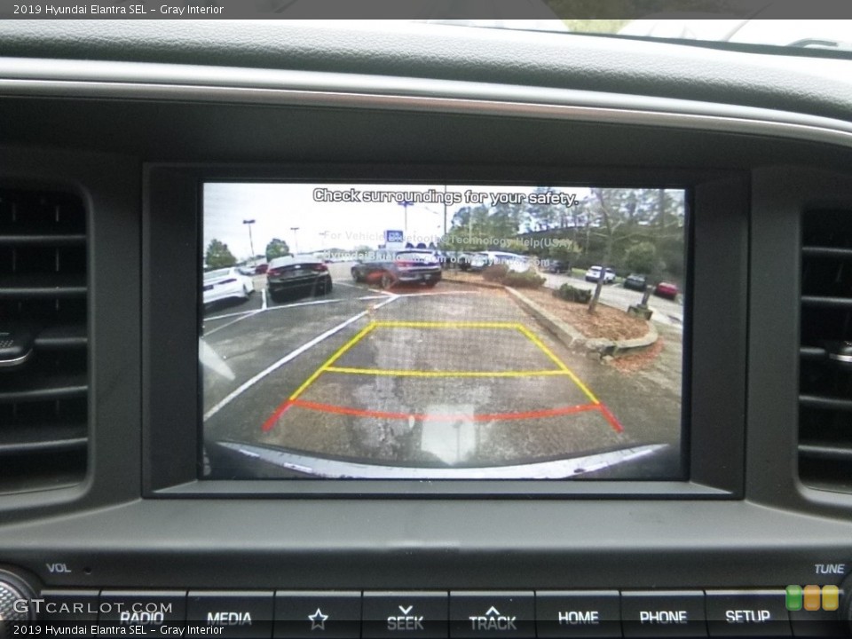Gray Interior Controls for the 2019 Hyundai Elantra SEL #130018567