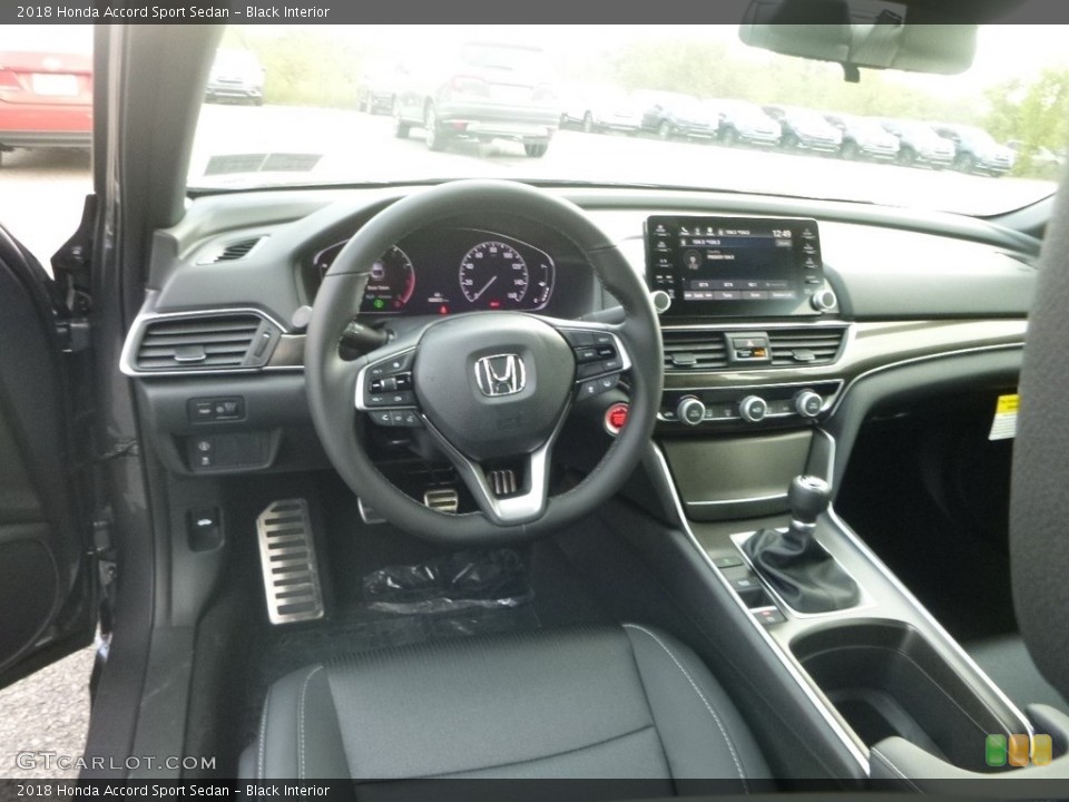Black Interior Dashboard for the 2018 Honda Accord Sport Sedan #130019252