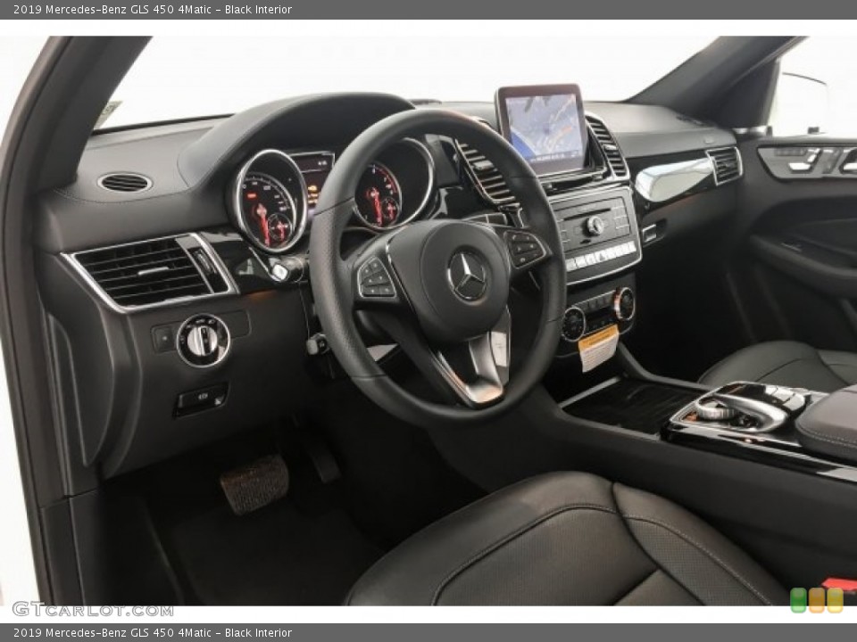 Black Interior Dashboard for the 2019 Mercedes-Benz GLS 450 4Matic #130019686