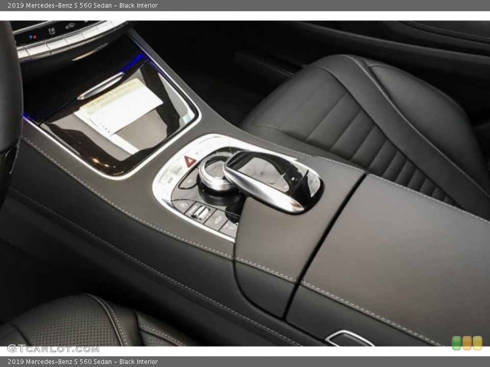 Black Interior Controls for the 2019 Mercedes-Benz S 560 Sedan #130019920