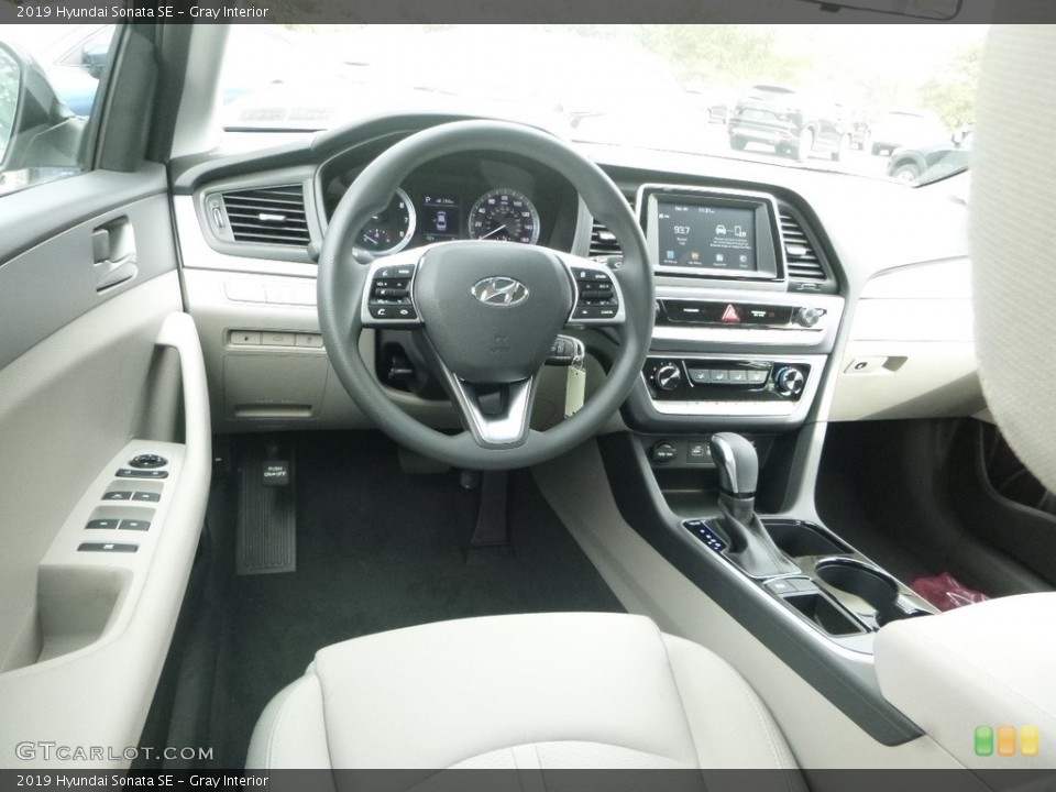 Gray Interior Front Seat for the 2019 Hyundai Sonata SE #130020518
