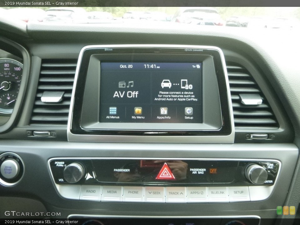 Gray Interior Controls for the 2019 Hyundai Sonata SEL #130020958