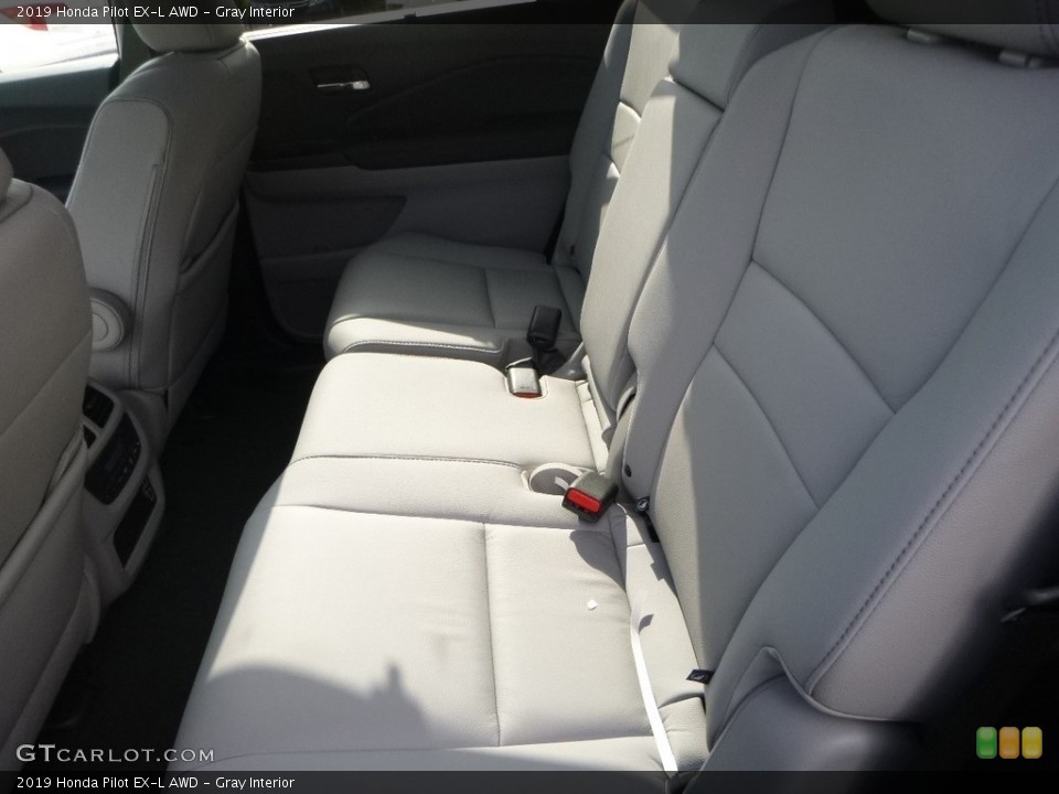 Gray Interior Rear Seat for the 2019 Honda Pilot EX-L AWD #130021663