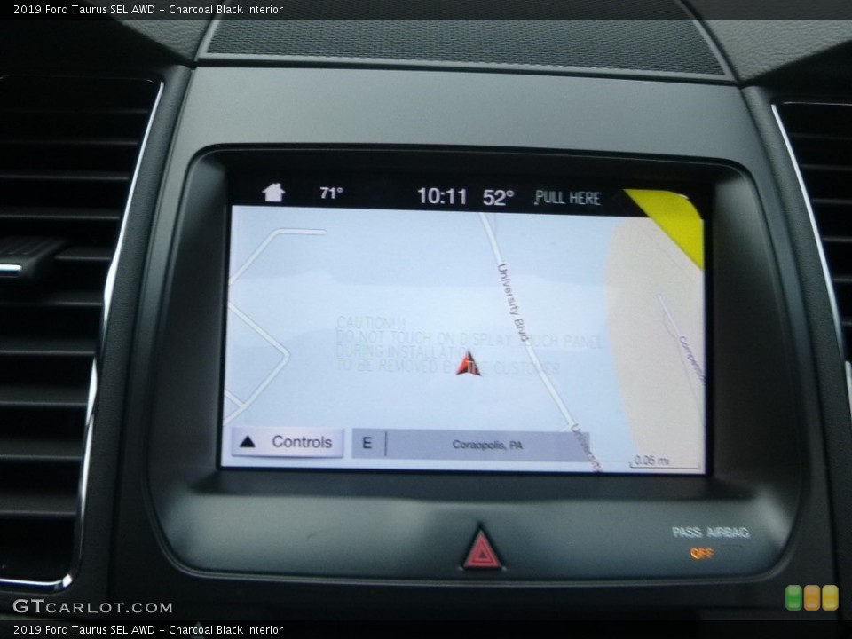 Charcoal Black Interior Navigation for the 2019 Ford Taurus SEL AWD #130024135