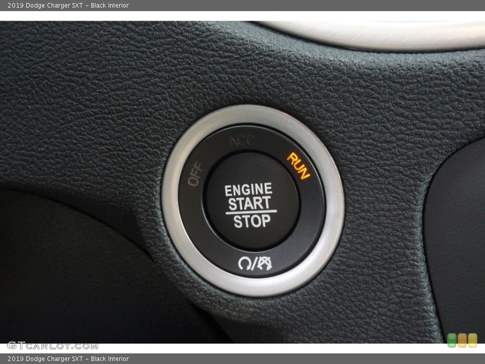 Black Interior Controls for the 2019 Dodge Charger SXT #130055822