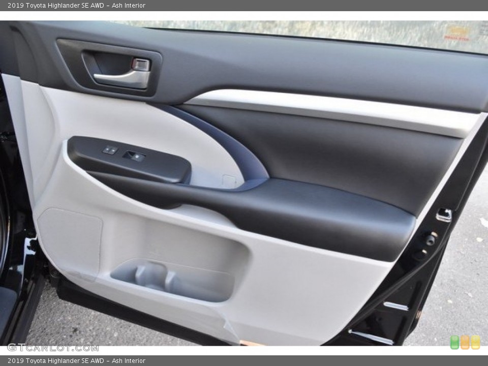 Ash Interior Door Panel for the 2019 Toyota Highlander SE AWD #130066247