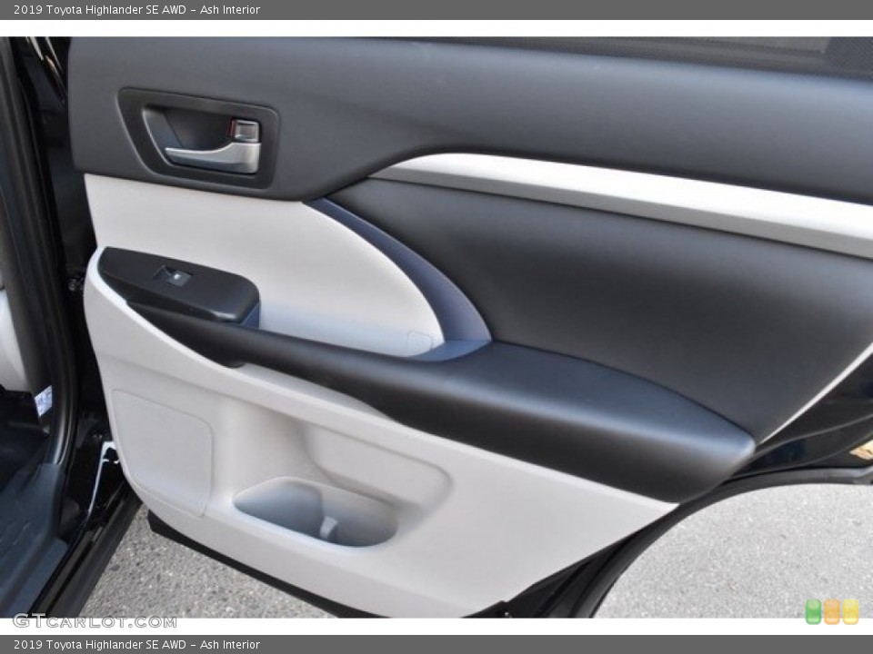 Ash Interior Door Panel for the 2019 Toyota Highlander SE AWD #130066259