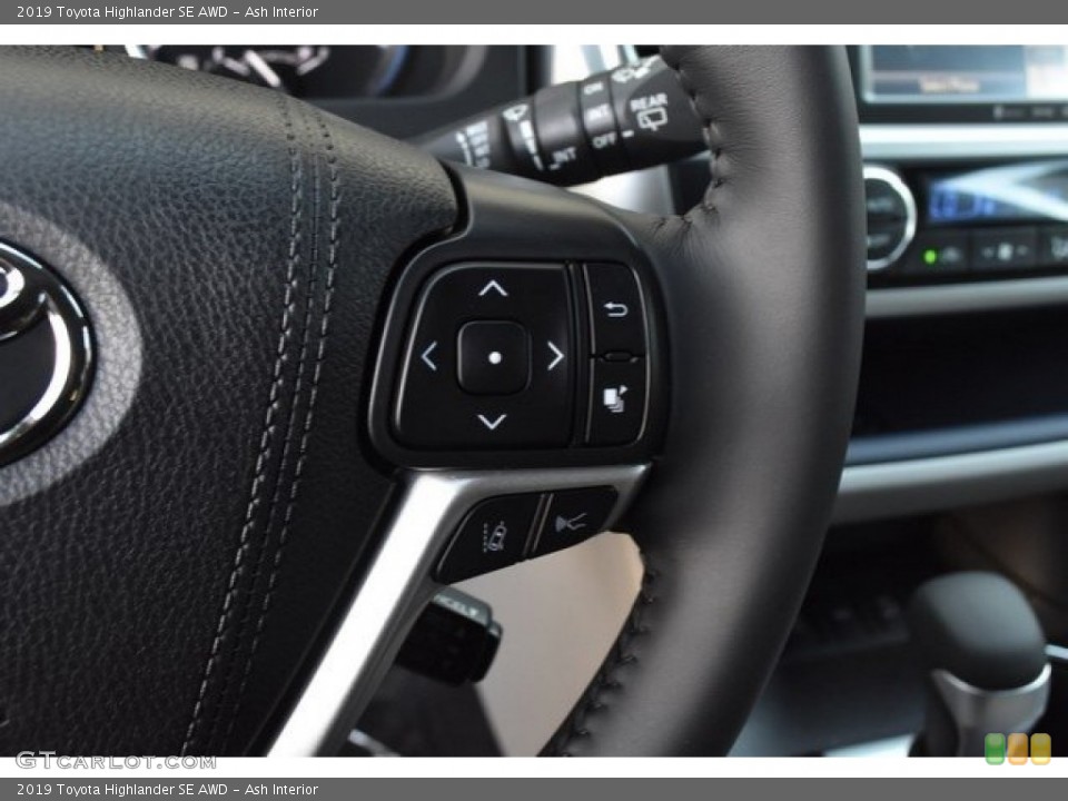Ash Interior Steering Wheel for the 2019 Toyota Highlander SE AWD #130066313
