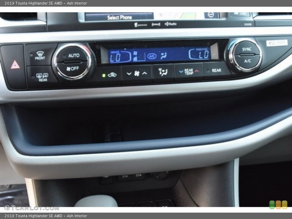 Ash Interior Controls for the 2019 Toyota Highlander SE AWD #130066333