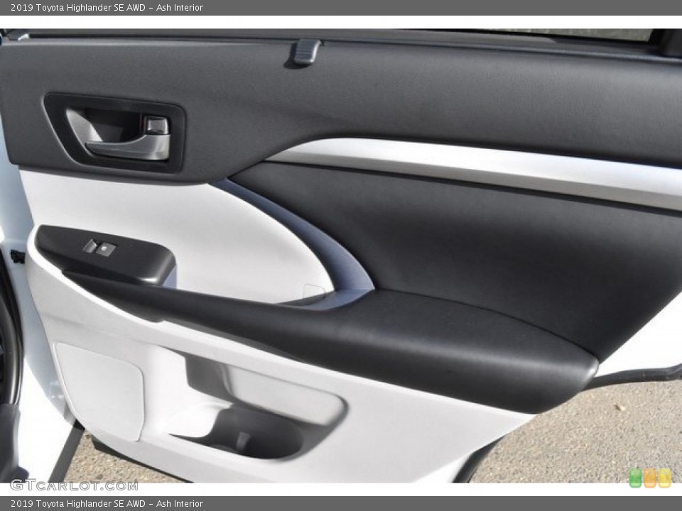 Ash Interior Door Panel for the 2019 Toyota Highlander SE AWD #130068671
