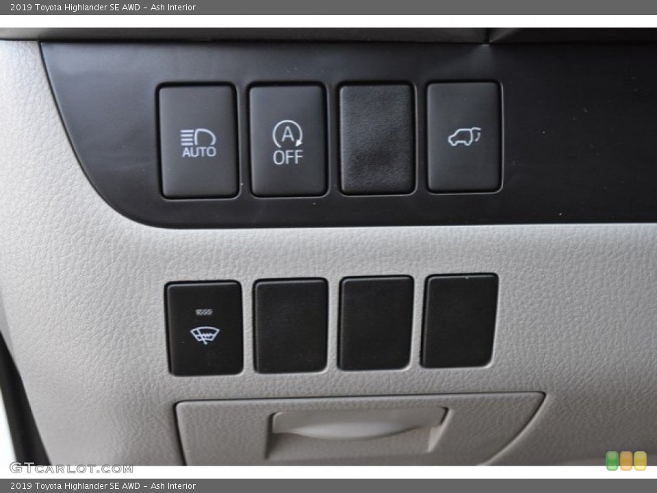 Ash Interior Controls for the 2019 Toyota Highlander SE AWD #130068689