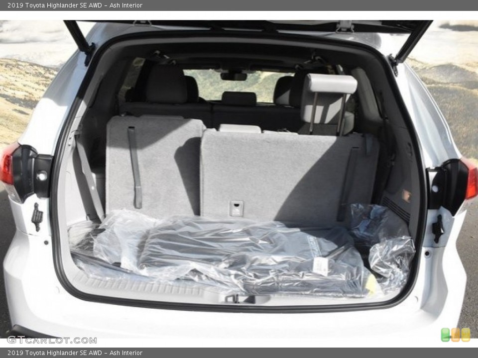 Ash Interior Trunk for the 2019 Toyota Highlander SE AWD #130068743