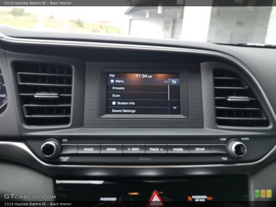 Black Interior Controls for the 2019 Hyundai Elantra SE #130074483
