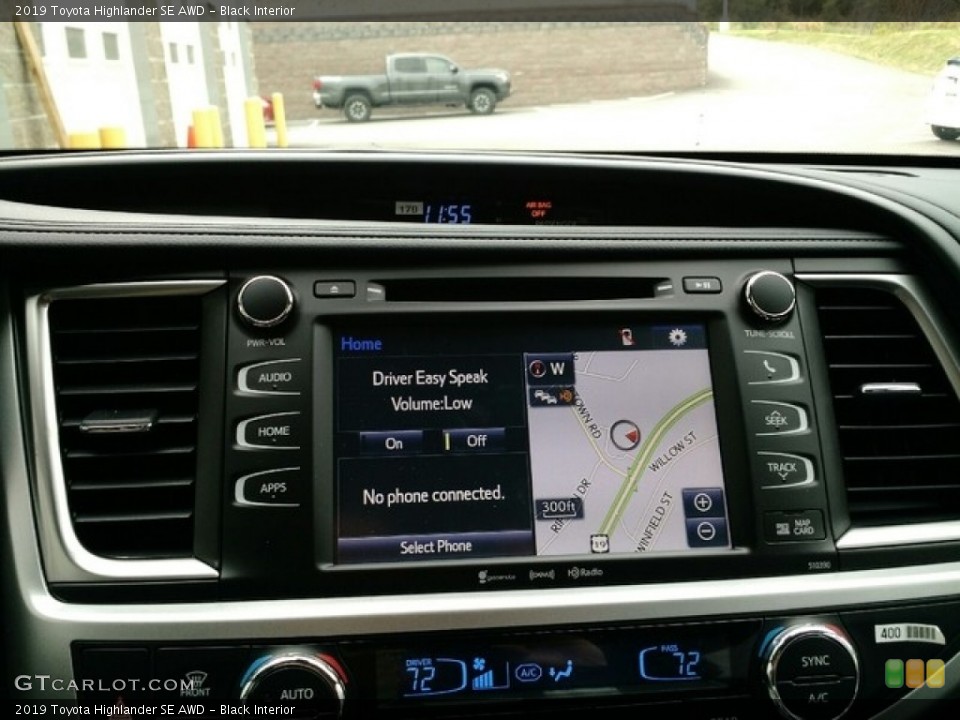 Black Interior Navigation for the 2019 Toyota Highlander SE AWD #130075317