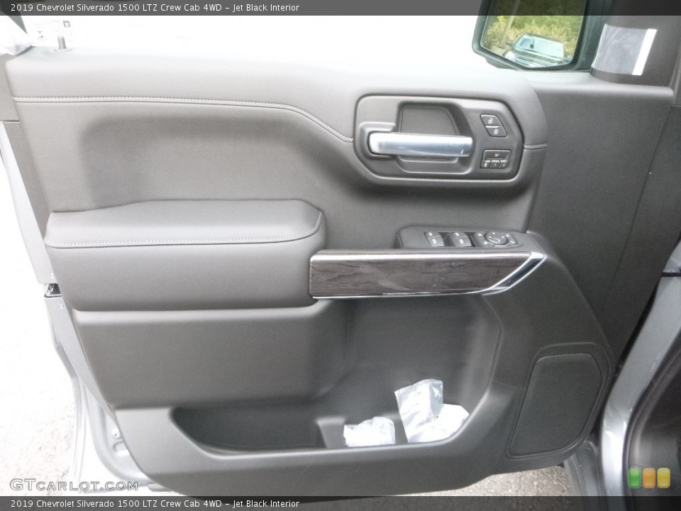 Jet Black Interior Door Panel for the 2019 Chevrolet Silverado 1500 LTZ Crew Cab 4WD #130075836