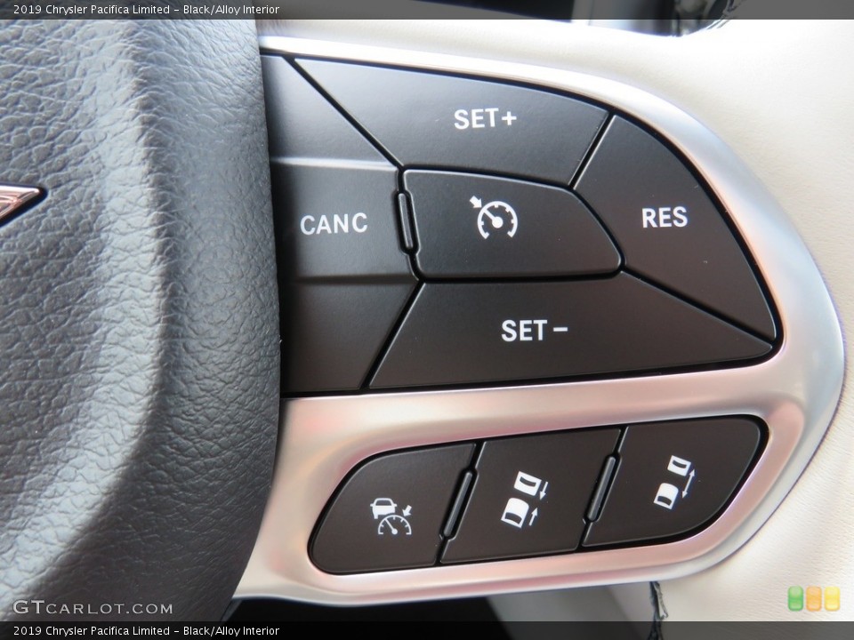 Black/Alloy Interior Controls for the 2019 Chrysler Pacifica Limited #130086246