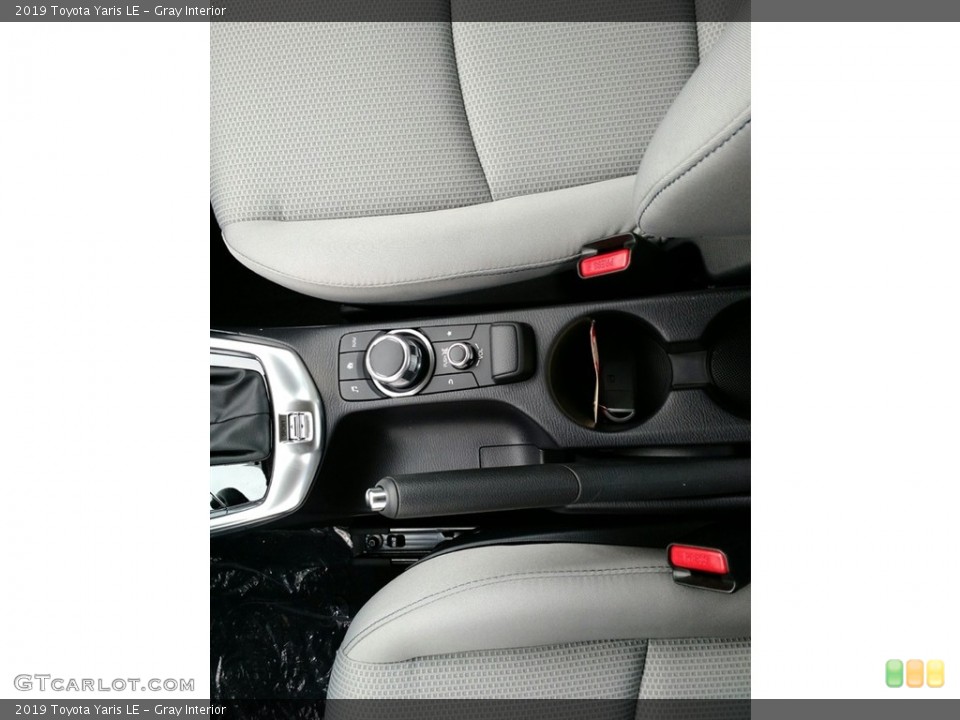 Gray Interior Controls for the 2019 Toyota Yaris LE #130114868