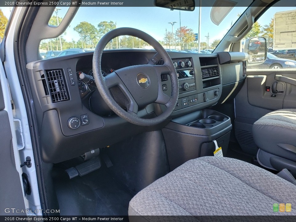 Medium Pewter Interior Photo for the 2018 Chevrolet Express 2500 Cargo WT #130116755