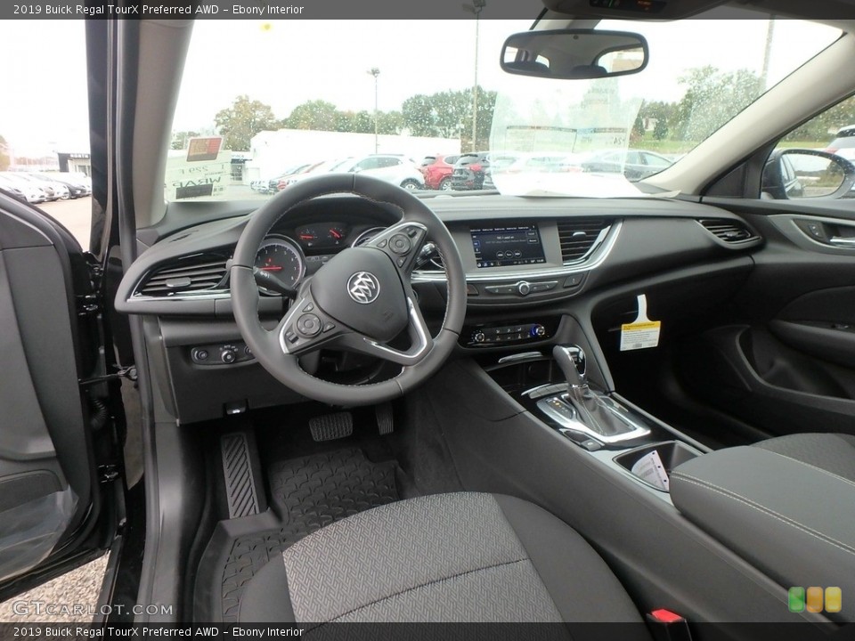 Ebony Interior Photo for the 2019 Buick Regal TourX Preferred AWD #130134188