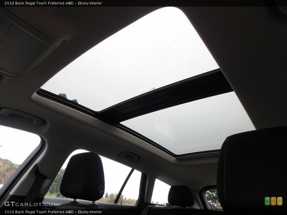 Ebony Interior Sunroof for the 2019 Buick Regal TourX Preferred AWD #130134269