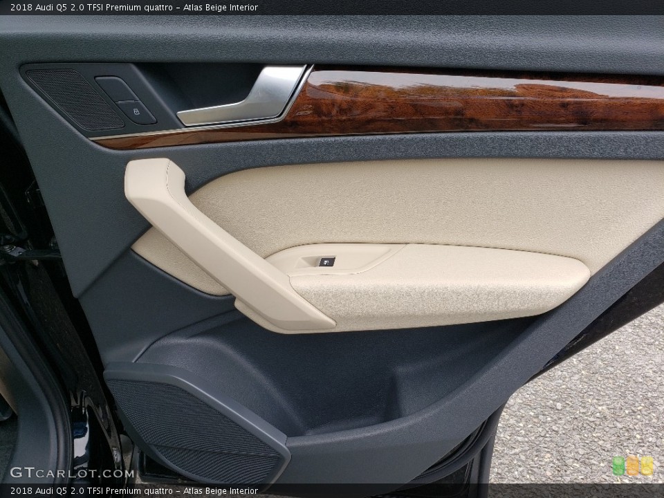 Atlas Beige Interior Door Panel for the 2018 Audi Q5 2.0 TFSI Premium quattro #130141834