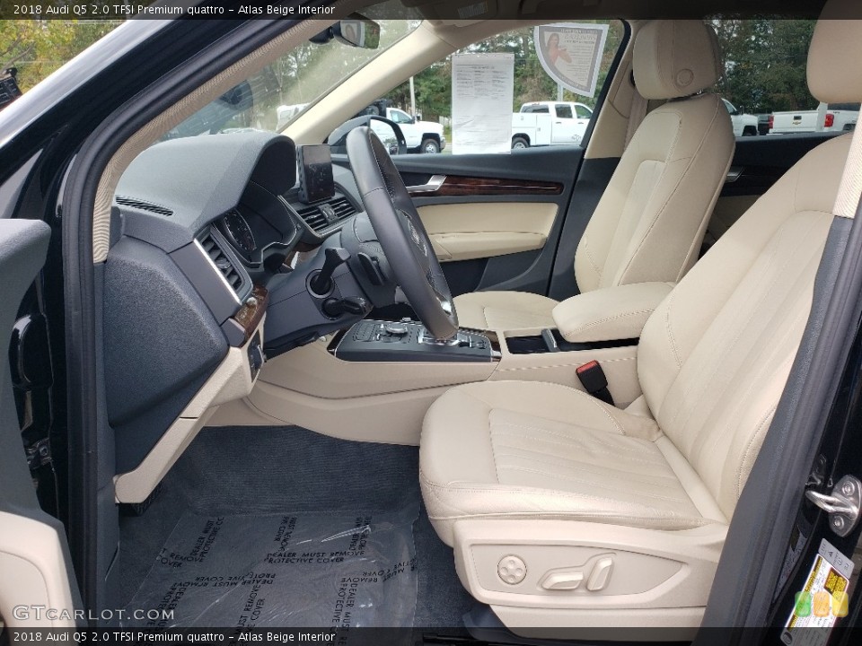 Atlas Beige Interior Front Seat for the 2018 Audi Q5 2.0 TFSI Premium quattro #130142375