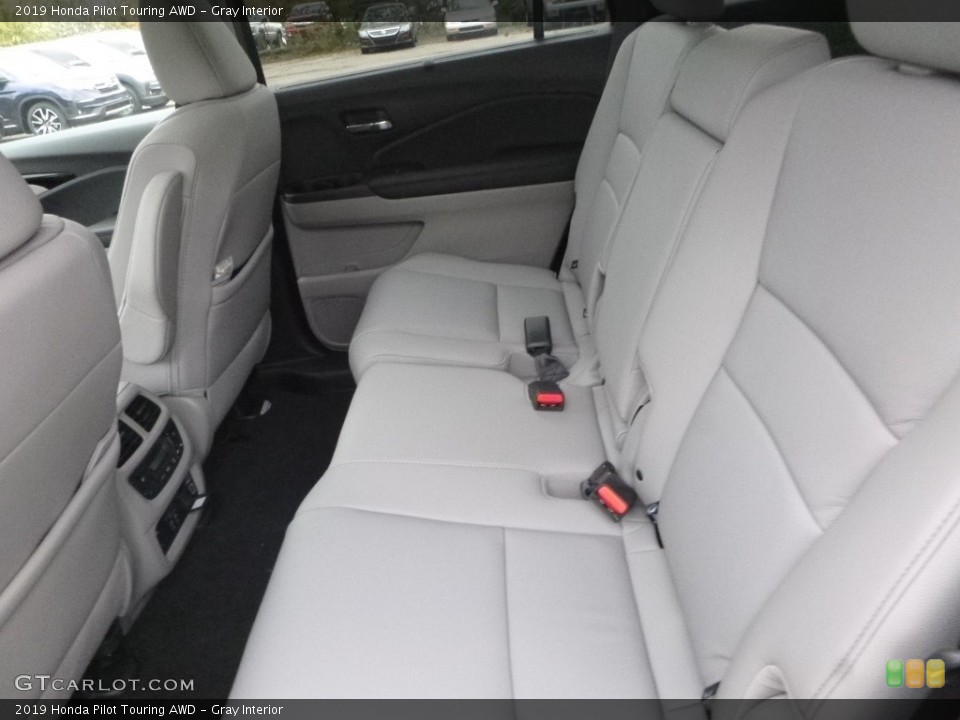 Gray Interior Rear Seat for the 2019 Honda Pilot Touring AWD #130159995
