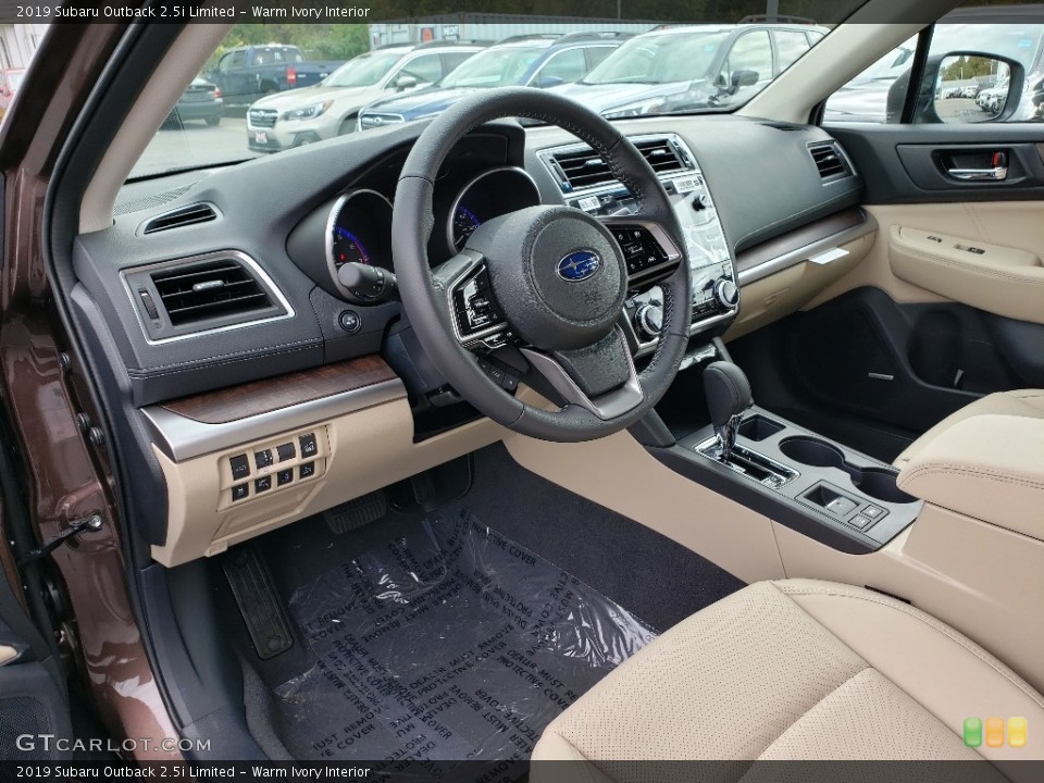 Warm Ivory Interior Photo for the 2019 Subaru Outback 2.5i Limited #130169589