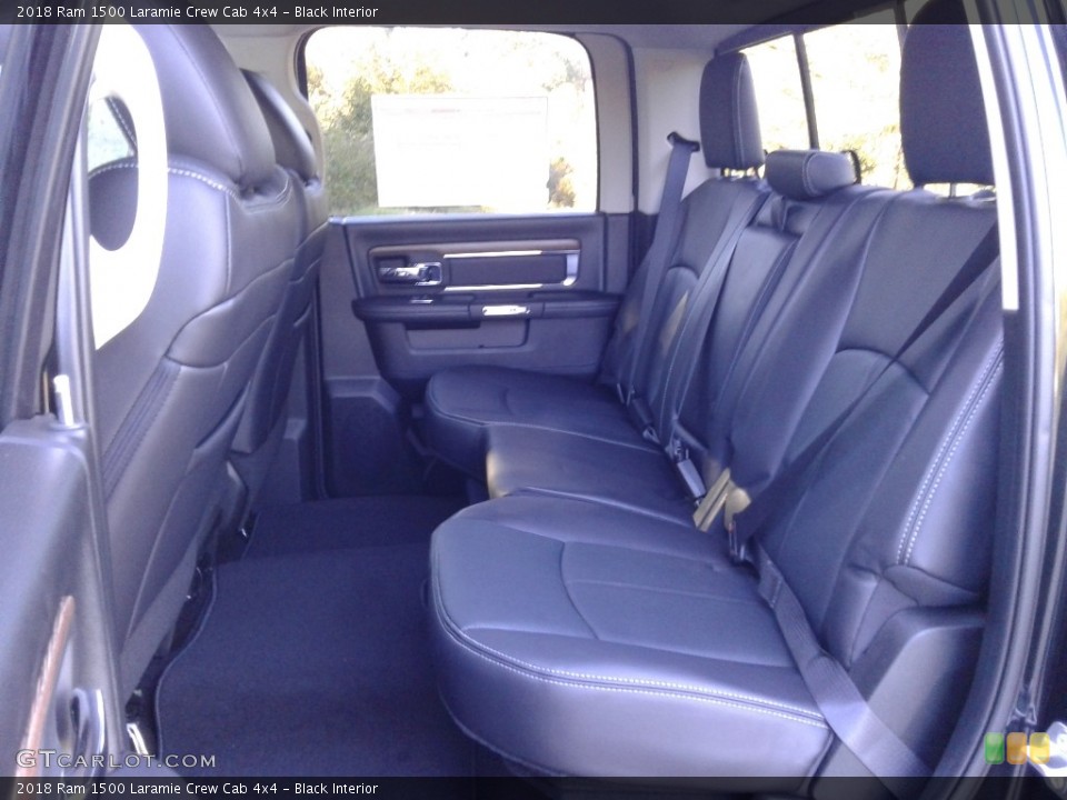 Black Interior Rear Seat for the 2018 Ram 1500 Laramie Crew Cab 4x4 #130172001