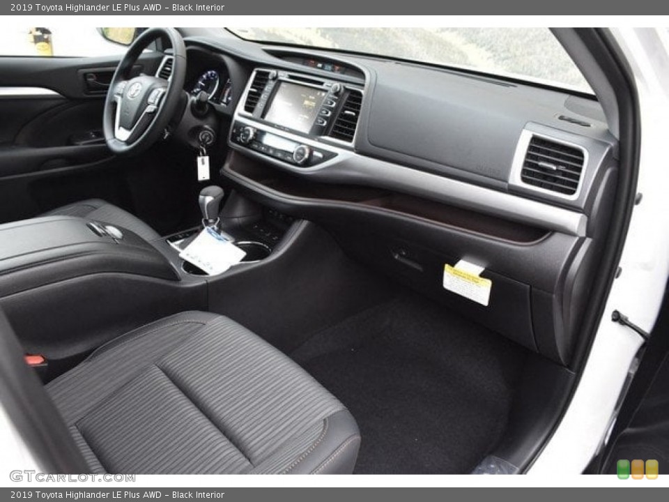 Black Interior Dashboard for the 2019 Toyota Highlander LE Plus AWD #130173747