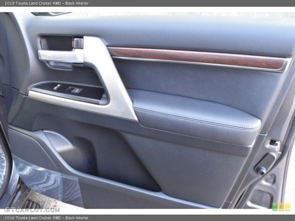 Black Interior Door Panel for the 2019 Toyota Land Cruiser 4WD #130180797
