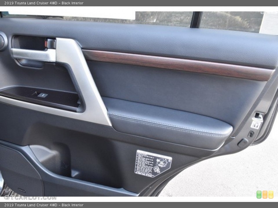 Black Interior Door Panel for the 2019 Toyota Land Cruiser 4WD #130180818