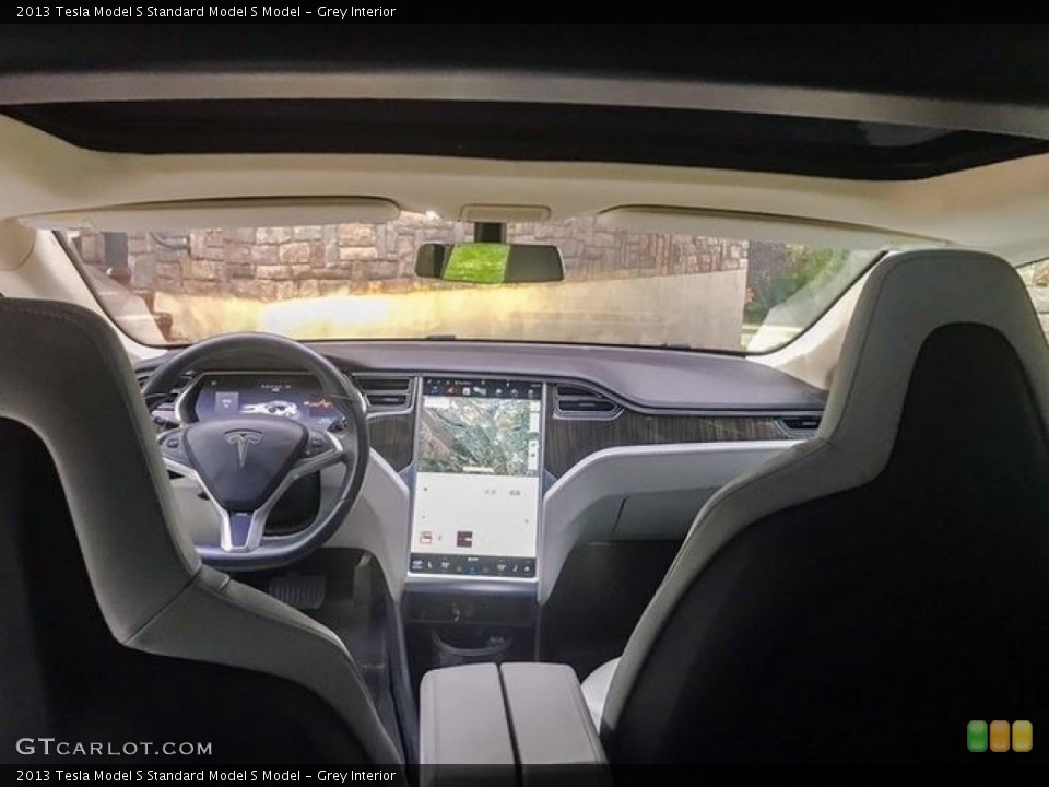 Grey Interior Dashboard for the 2013 Tesla Model S  #130199986