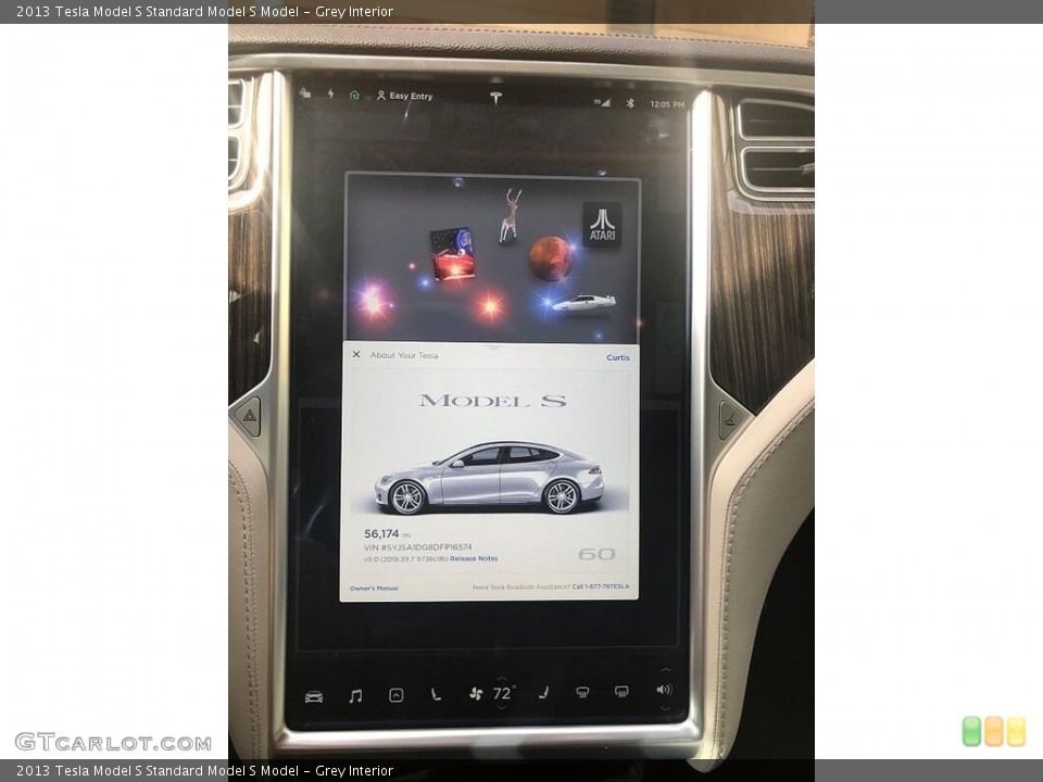 Grey Interior Controls for the 2013 Tesla Model S  #130200021