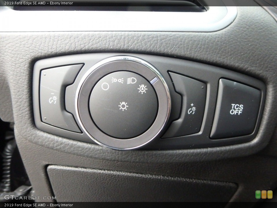 Ebony Interior Controls for the 2019 Ford Edge SE AWD #130215985