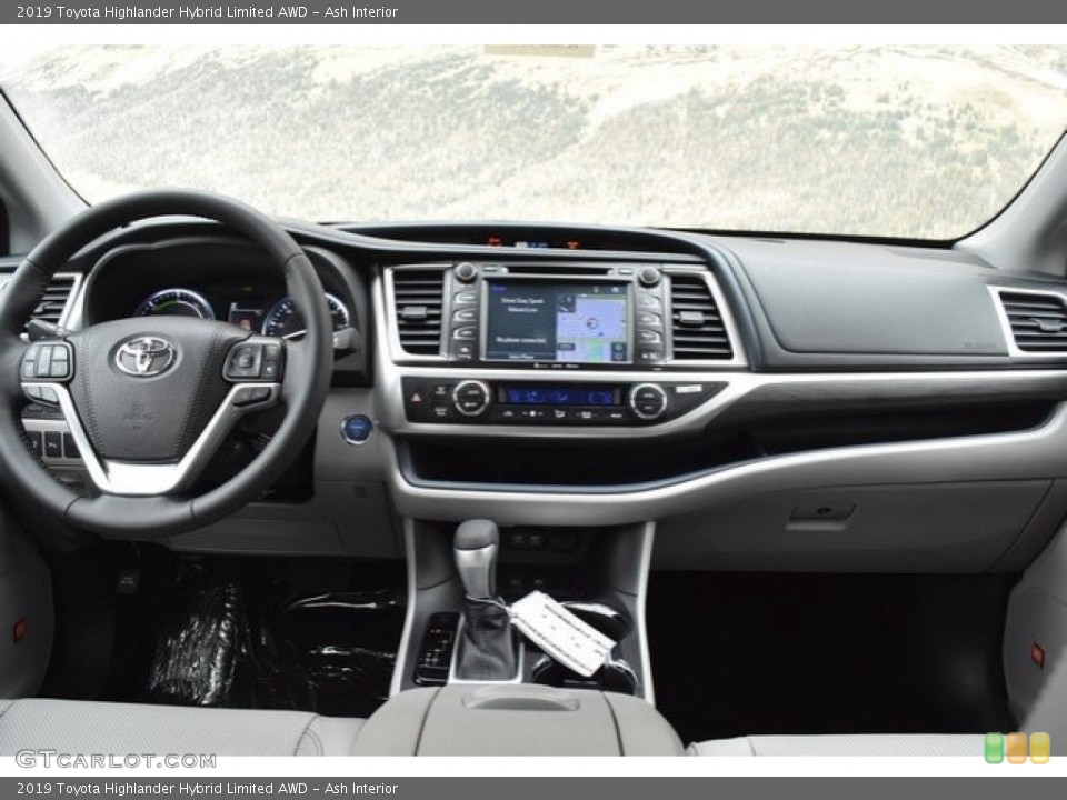 Ash Interior Dashboard for the 2019 Toyota Highlander Hybrid Limited AWD #130218886