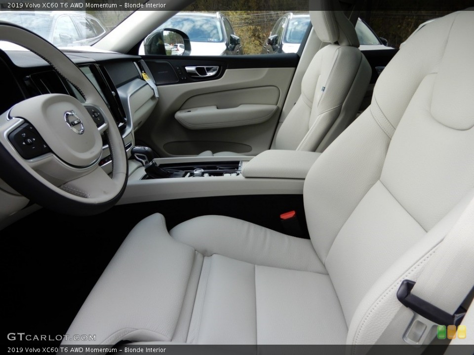 Blonde Interior Front Seat for the 2019 Volvo XC60 T6 AWD Momentum #130226659