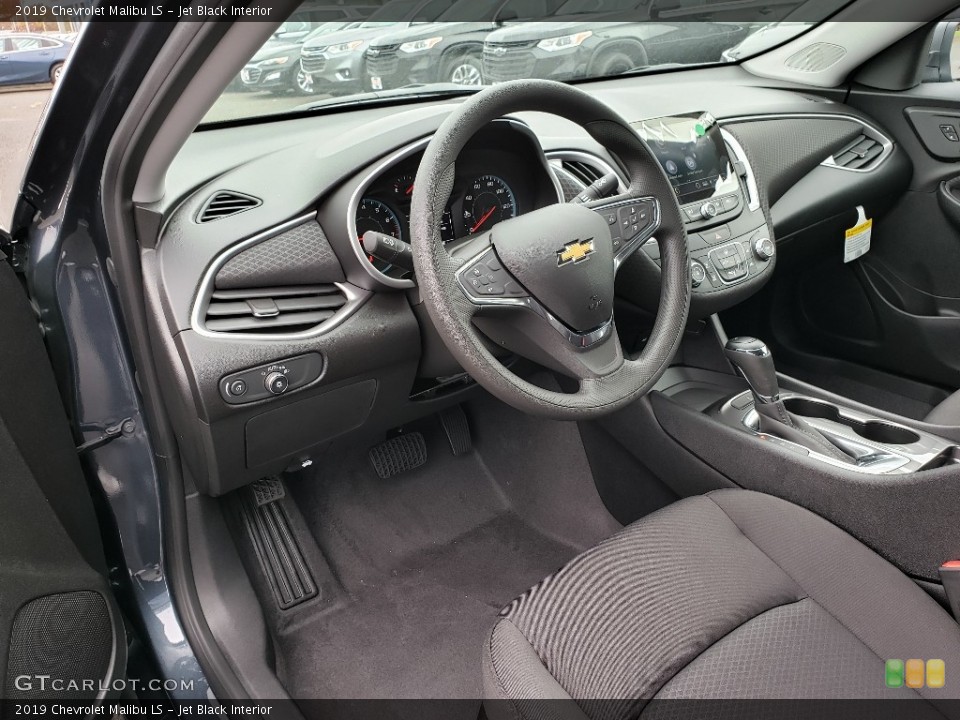 Jet Black Interior Photo for the 2019 Chevrolet Malibu LS #130242956