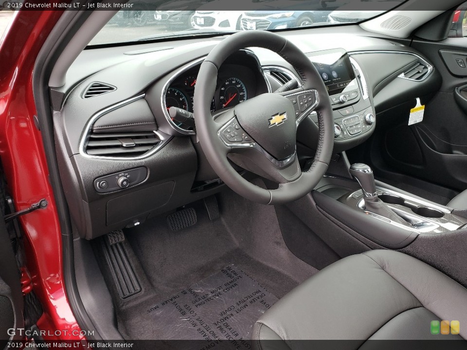 Jet Black Interior Photo for the 2019 Chevrolet Malibu LT #130243277