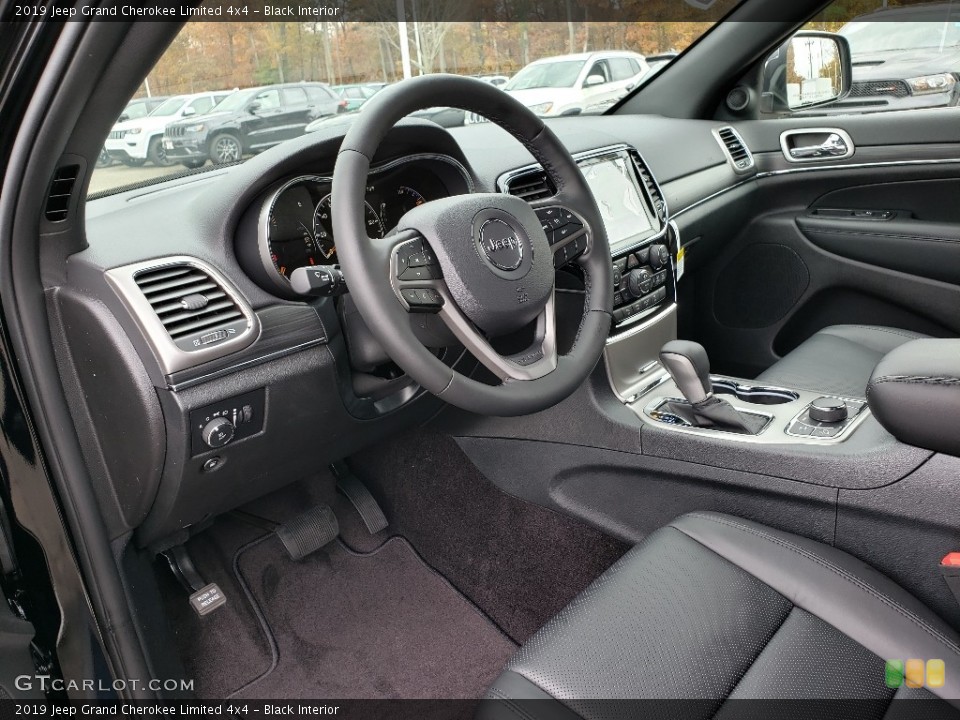 Black Interior Front Seat for the 2019 Jeep Grand Cherokee Limited 4x4 #130246721