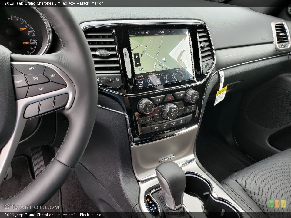 Black Interior Controls for the 2019 Jeep Grand Cherokee Limited 4x4 #130246817