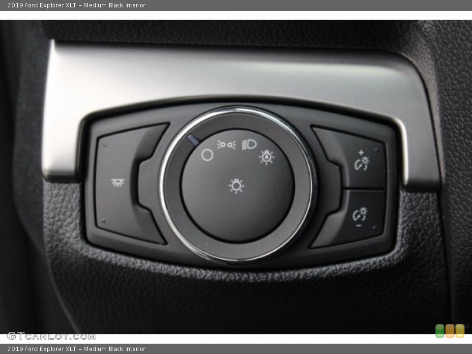 Medium Black Interior Controls for the 2019 Ford Explorer XLT #130247153