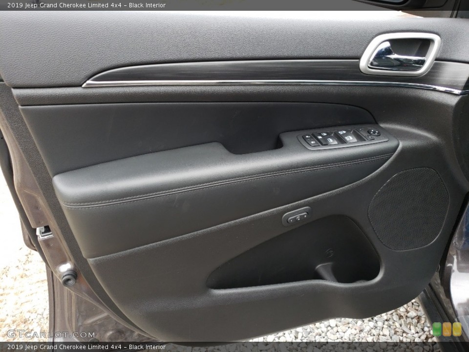 Black Interior Door Panel for the 2019 Jeep Grand Cherokee Limited 4x4 #130248104